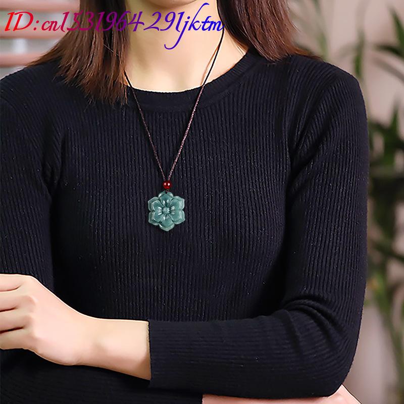 Burmese Jadeite Flower Pendant - đánh giá và giá Vintage Necklace