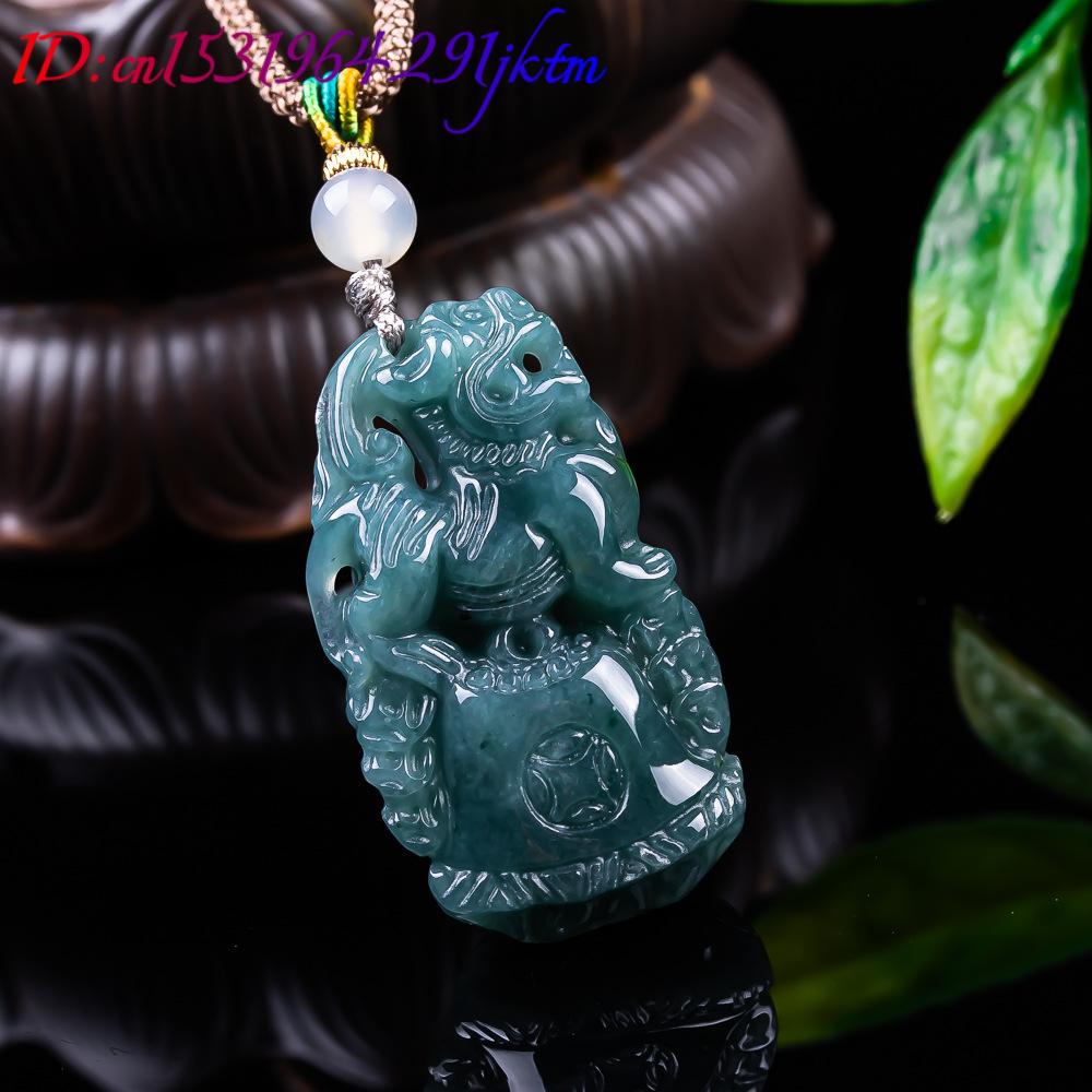 Burmese Jadeite Pixiu Pendant  - đánh giá và giá Vintage Necklace