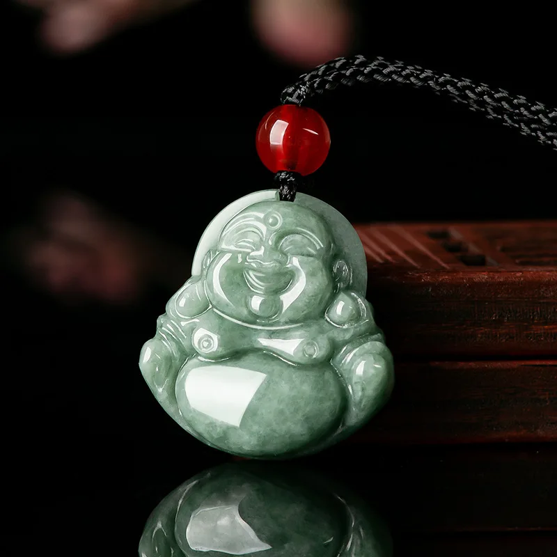 Green Burmese Jadeite Pendant  - đánh giá và giá Vintage Collector