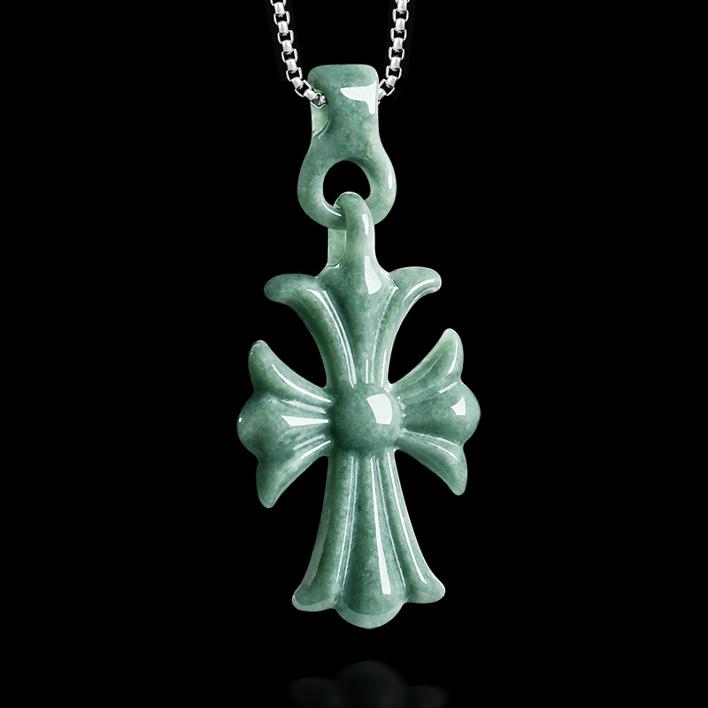 Natural Burmese Jadeite Cross  - đánh giá và giá Vintage Necklace